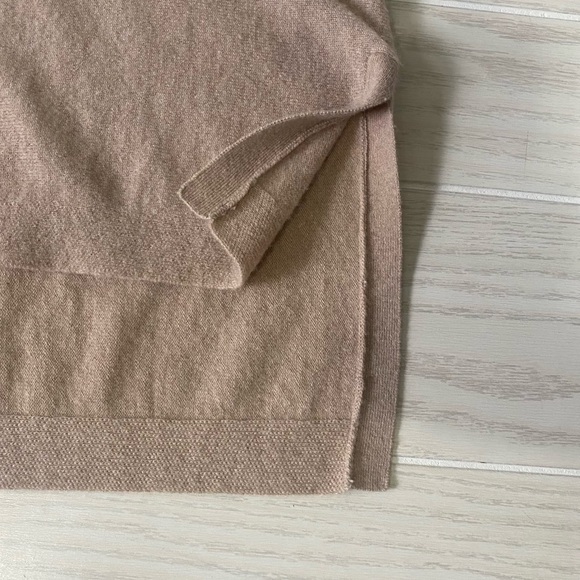 Vince cashmere cream sweater tank top - Picture 4 of 7